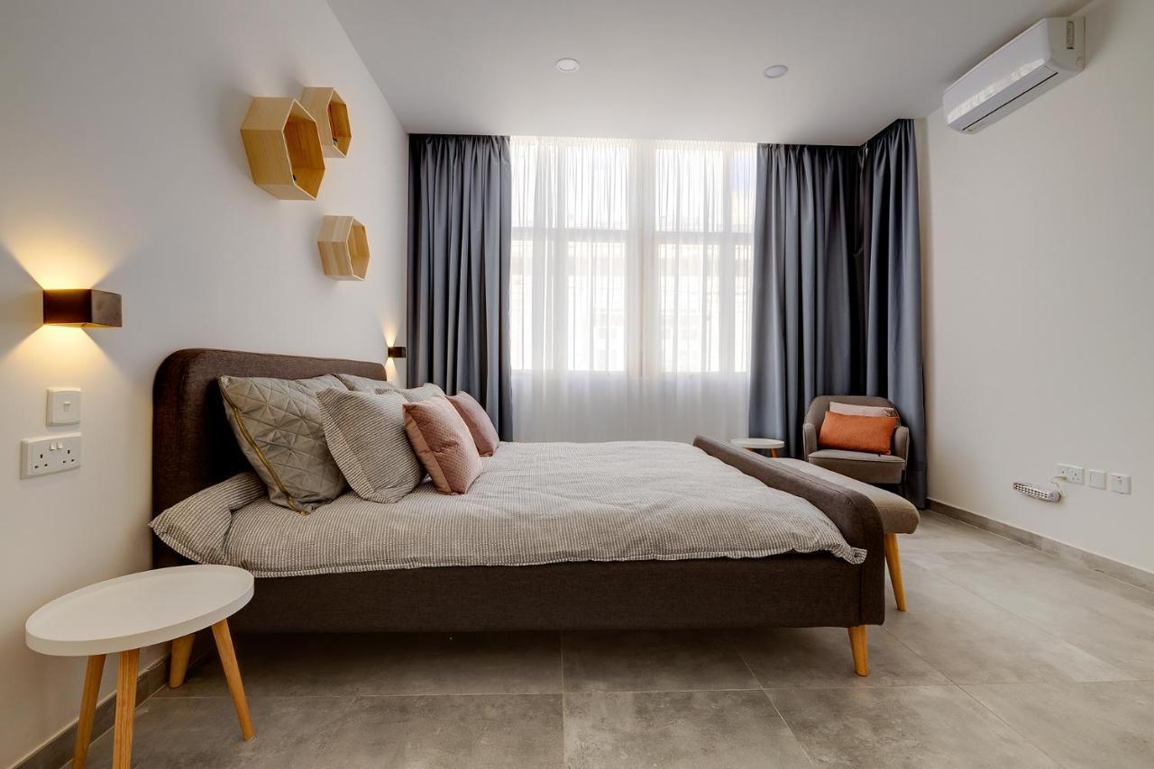 Perfect Location, Modern 2Br Apartment Sliema Luaran gambar