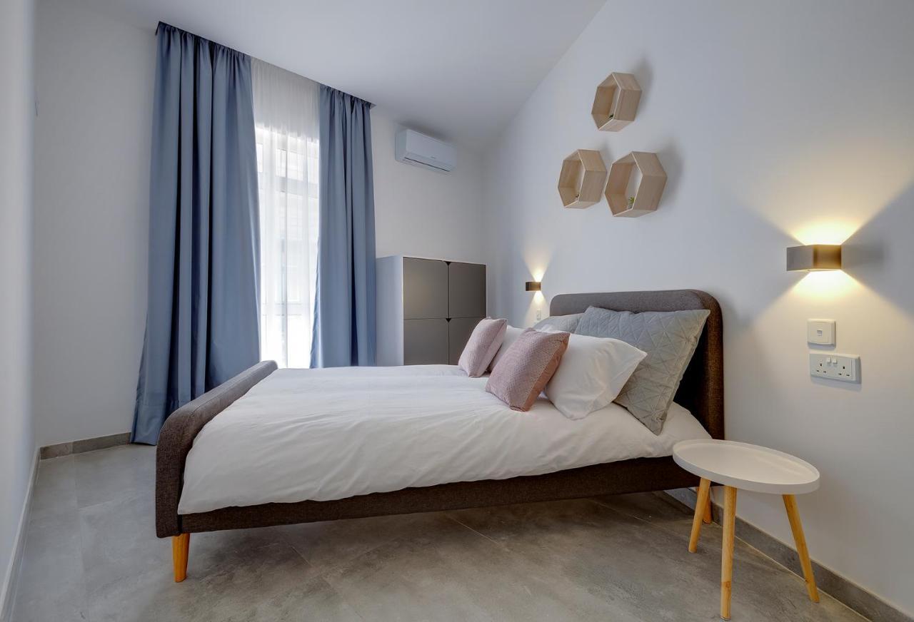 Perfect Location, Modern 2Br Apartment Sliema Luaran gambar