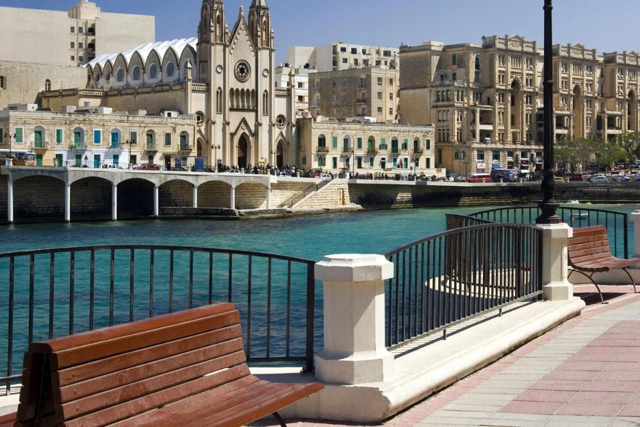 Perfect Location, Modern 2Br Apartment Sliema Luaran gambar