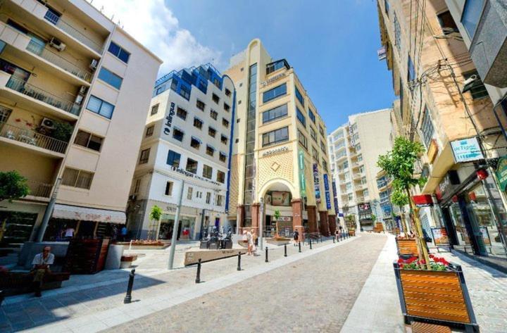 Perfect Location, Modern 2Br Apartment Sliema Luaran gambar